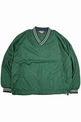 ナイロンプルオーバー